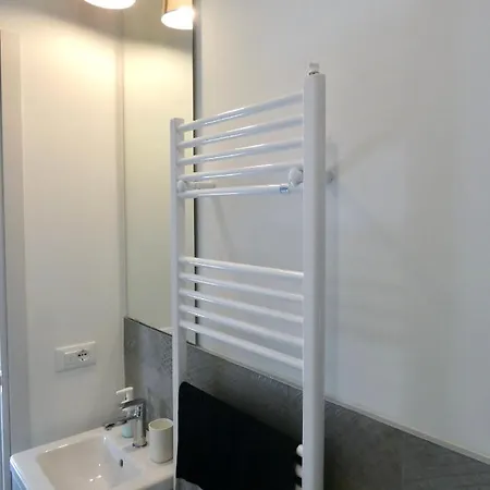 Buenretirope - Confortevoli Appartamentini Con Giardino Ferienhaus Pescara