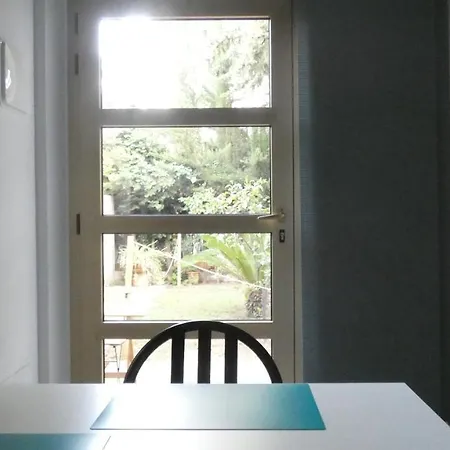 Buenretirope - Confortevoli Appartamentini Con Giardino Ferienhaus Pescara