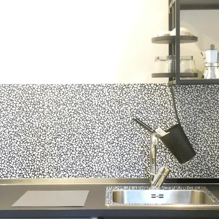 Buenretirope - Confortevoli Appartamentini Con Giardino Ferienhaus Pescara